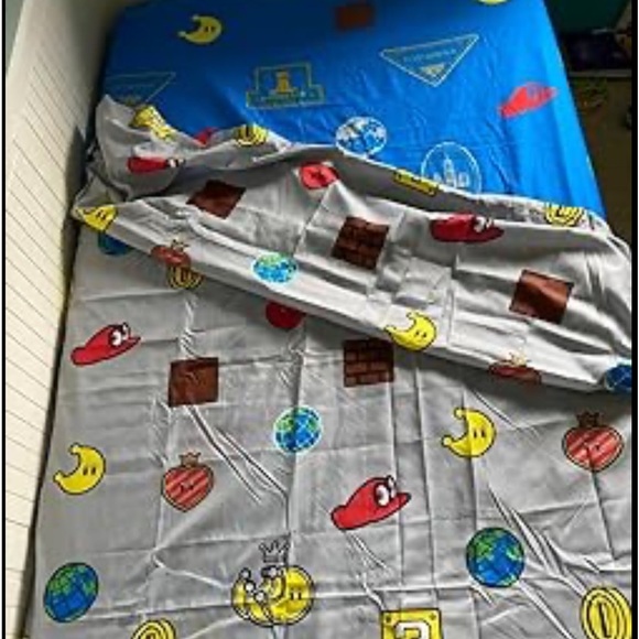 Nintendo 2018 super Mario twin bed sheets - Picture 1 of 3